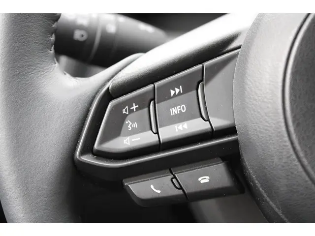 Mazda 2 1.5 e-SkyActiv-G 90 Homura 2025 Benzine 17