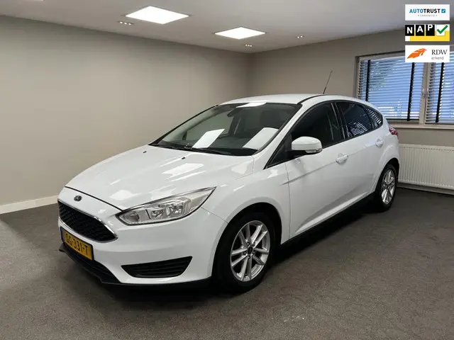 Ford Focus 1.0 Trend Edition PDC/NAVI/CLIMATE 2015 Benzine