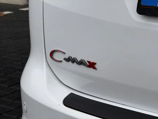 Ford C-MAX 1.5 Titanium 2015 Benzine 19