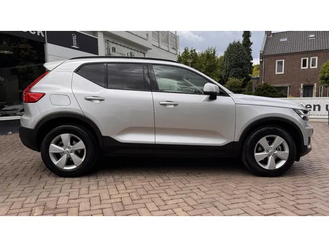 Volvo XC40 1.5 T3 2018 Benzine 6