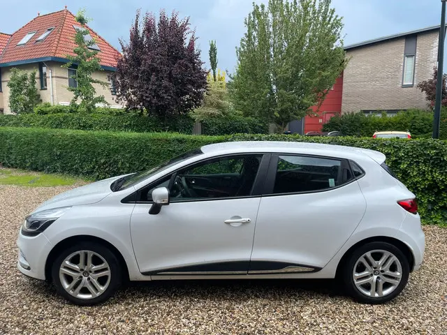 Renault Clio 0.9 TCe Zen 2017 Benzine 2