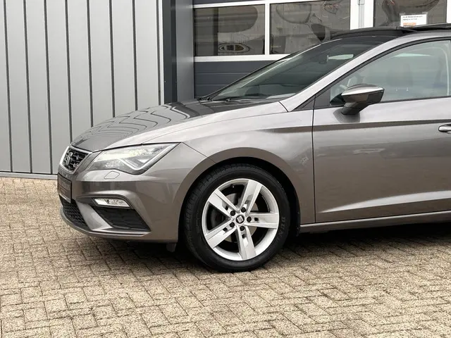 SEAT Leon 1.4 EcoTSI FR Business Intense 2017 Benzine 3