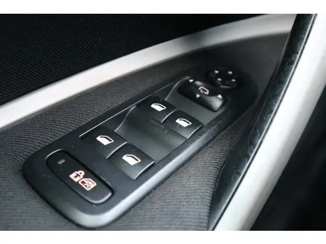 Citroën C5 1.6 THP Collection 2012 LPG/Gas 28