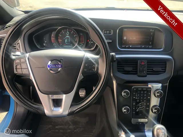 Volvo V40 1.6 T4 R-Design PANORAMA/NAVI/ECC/LM 2013 Benzine 12