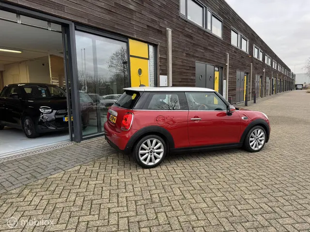 MINI Cooper Mini 1.5 Salt 2014 Benzine 7