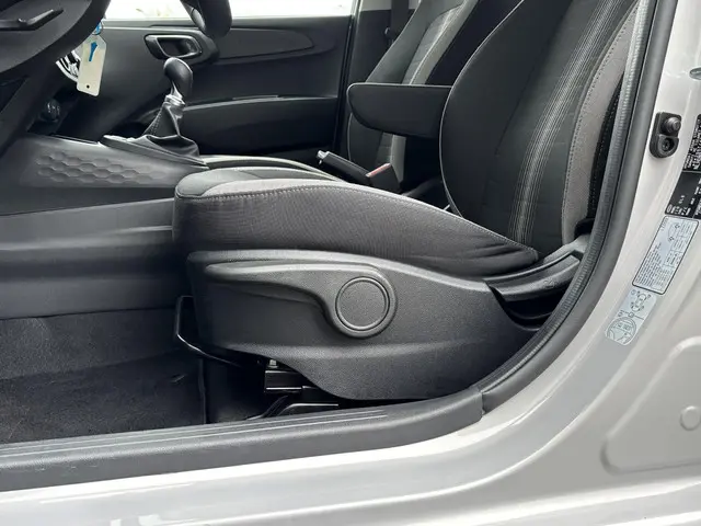 Hyundai i10 1.0 Comfort Smart 2024 Benzine 23