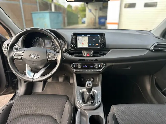 Hyundai i30 Wagon 1.0 T-GDI Premium 2020 Benzine 16
