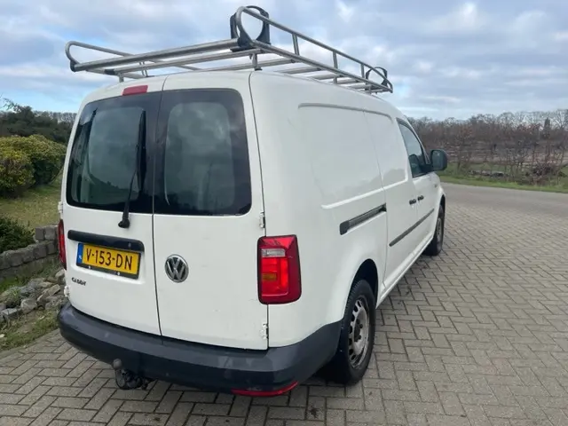 Volkswagen Caddy 2.0 TDI L2H1 BMT Hi. 2017 Diesel 13