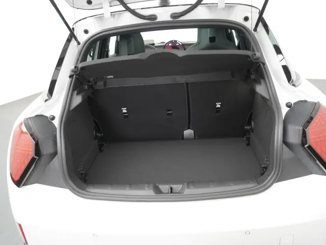 MINI 5-Deurs Cooper C 2026 Benzine 27