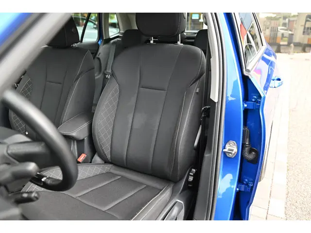 Škoda Kamiq 1.0 TSI Ambition 2024 Benzine 21