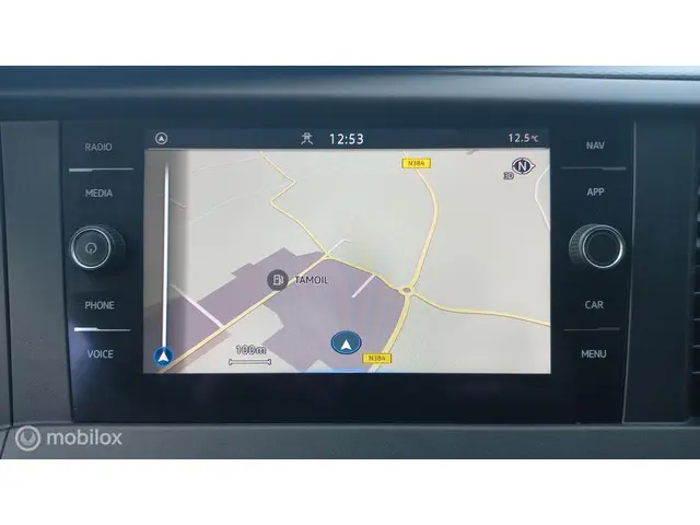 Volkswagen Transporter 2.0 TDI L2H1 30 DC 2020 Diesel 19