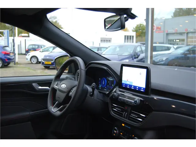 Ford Kuga 2.5 PHEV ST-Line X 2022 Hybride Benzine 35