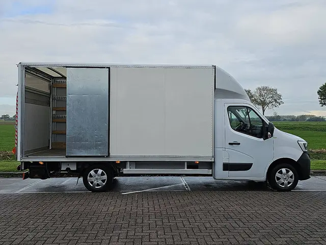 Renault Master 2.3 2023 Diesel 15