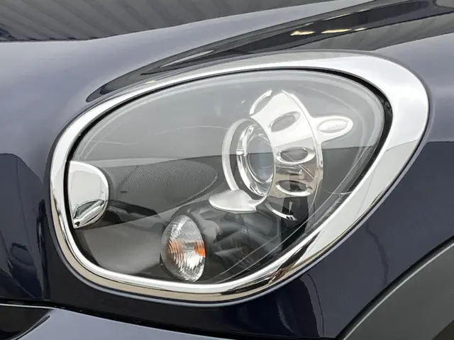 MINI Countryman 1.6 One Knockout Edition 2014 Benzine 37