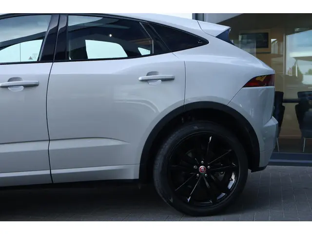 Jaguar E-PACE 2.0 P250 AWD R-Dynamic S 2019 Benzine 5