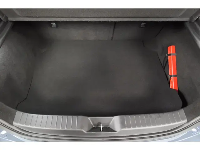 Mazda 3 2.0 X 180pk AWD Automaat Luxury 2019 Benzine 32