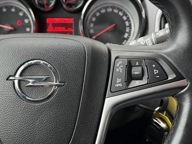 Opel Astra Sports Tourer 1.4 Turbo Sport + 2015 Benzine 23