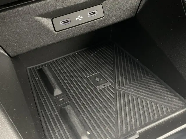 Renault Clio 1.8 Hybrid 160 techno 2026 Hybride Benzine 38