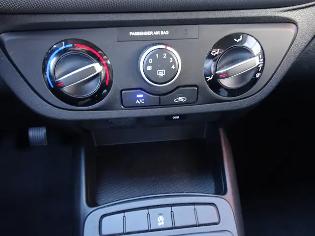 Hyundai i10 1.0 Comfort Smart 2023 Benzine 29