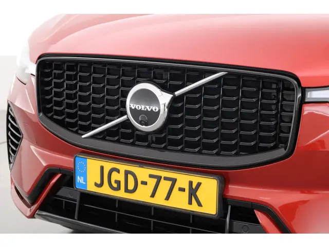 Volvo XC60 T8 Recharge R-Design 2022 Hybride Benzine 28