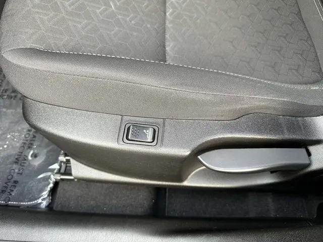 Fiat Tipo | CROSS | LED | PDC | NAVI | CAMERA | DAB | 17" 2021 Diesel 19