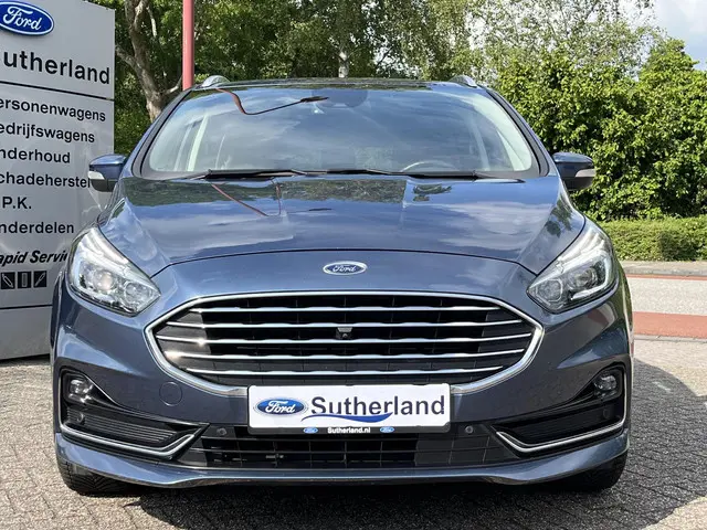 Ford S-Max 2