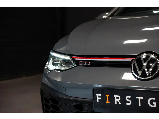 Volkswagen Golf 2.0 TSI GTI 2022 Benzine 24