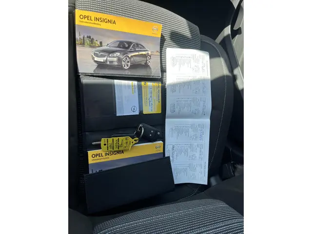 Opel Insignia 1.4 T EcoFLEX Edition 2014 Benzine 38