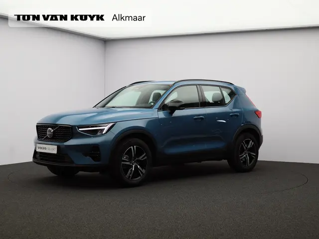 Volvo XC40 B4 Plus Dark 2025 Benzine