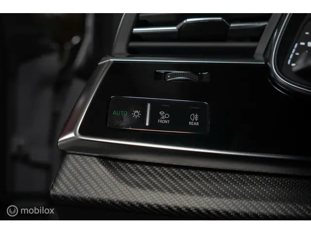 Audi RSQ8 4.0 TFSI RS Q8 quattro 2024 Benzine 35
