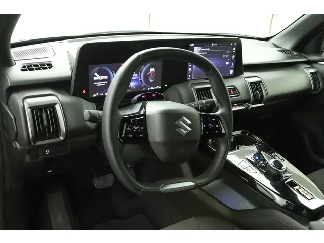 Suzuki e Vitara Style 61 kWh 2026 Elektrisch 70