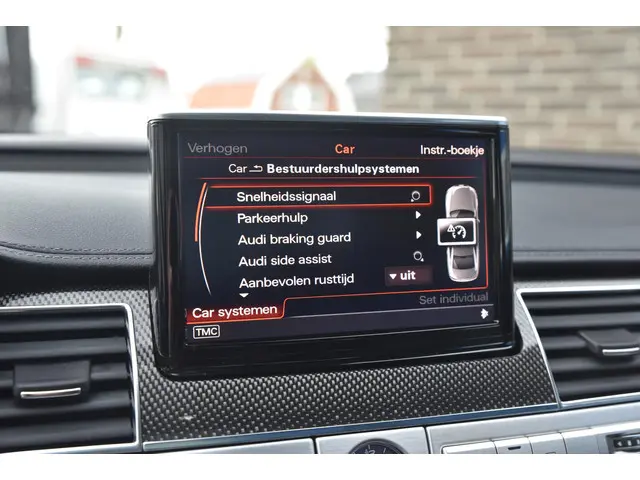 Audi A8 4.0 TFSI S8 quattro Pro Line+ 2013 Benzine 33