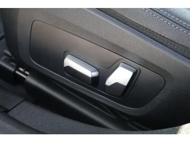 BMW i4 eDrive40 High Executive 84 kWh 2022 Elektrisch 8