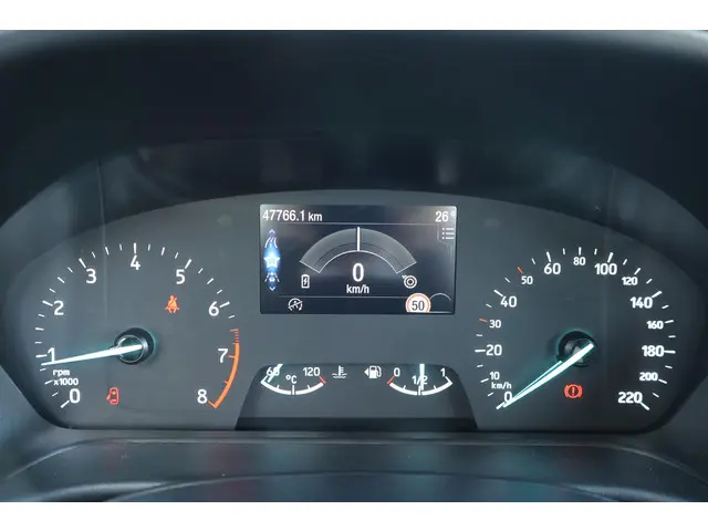 Ford Fiesta 1.0 Hybrid Titanium 2022 Hybride Benzine 26