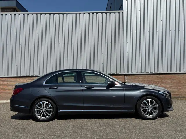 Mercedes-Benz C-Klasse 200 Ambition 2.0 2015 Benzine 6