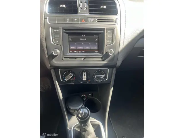 Volkswagen Polo 1.2 TSI Comfortline 2014 Benzine 13