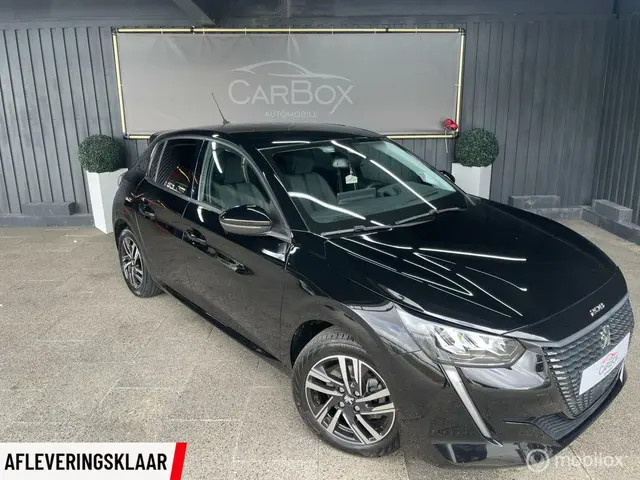 Peugeot 208 Allure GT-Line Look Automaat . 2021 Benzine 8