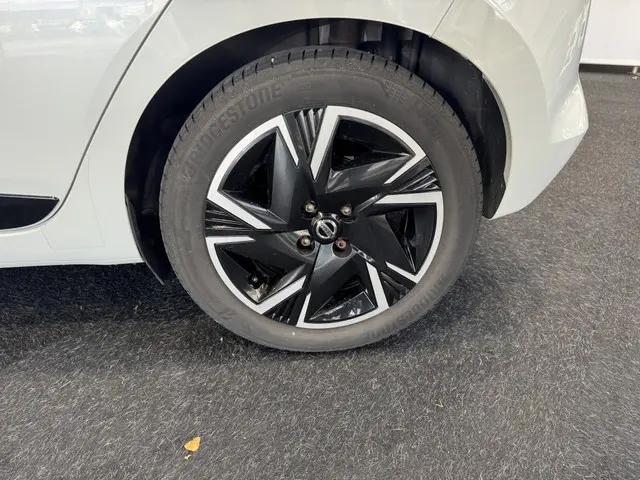 Nissan Micra N-Design 2022 Benzine 16