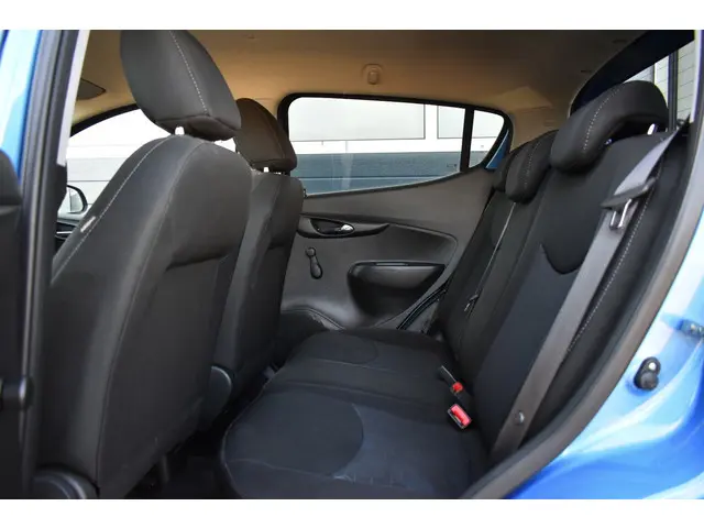 Opel KARL 1.0 Rocks Online Edition 2018 Benzine 10