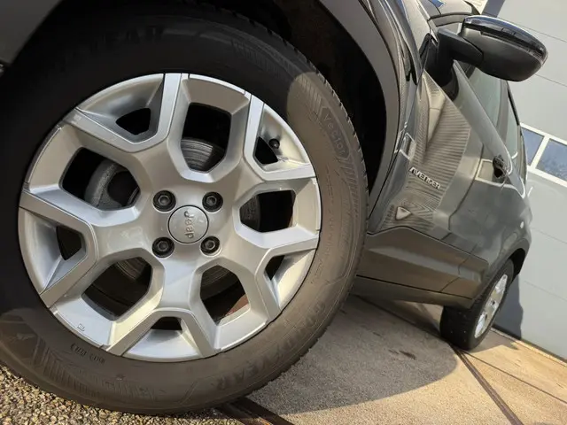 Jeep Avenger 1.2 Altitude 2024 Benzine 14