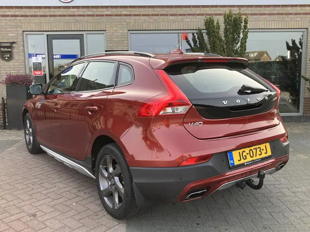 Volvo V40 Cross Country 1.5 T3 Summum 2016 Benzine 10