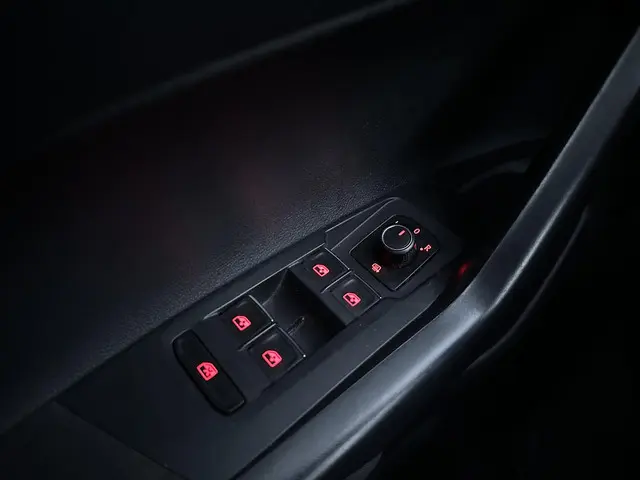 Volkswagen Polo 1.0 TSI Comfortline 2018 Benzine 22