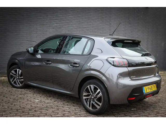Peugeot 208 2