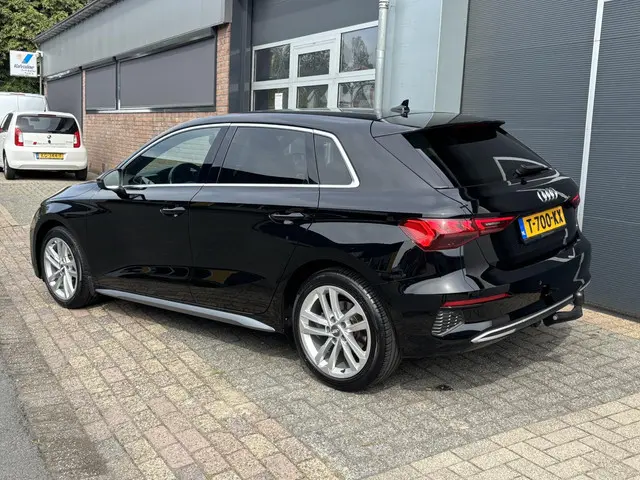 Audi A3 Sportback 35 TFSI Business edition 2020 Benzine 4