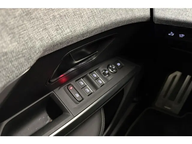Peugeot e-5008 GT Avantage 73 kWh 2025 Elektrisch 21