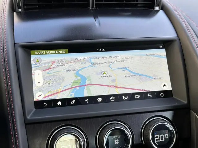 Jaguar F-Type P300 RWD R-Dynamic 2020 Benzine 19