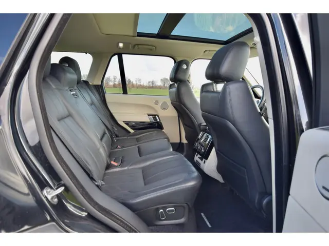 Land Rover Range Rover 4.4 SDV8 Vogue 2013 Diesel 18