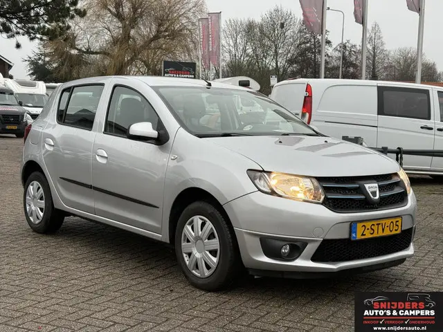 Dacia Sandero 0.9 TCe Lauréate 12/2013 Navi 2013 Benzine 2