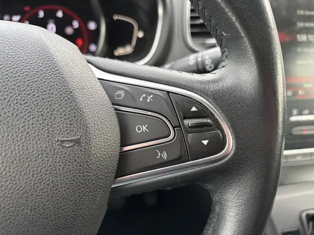 Renault Grand Scénic 1.3 TCe Bose 2019 Benzine 19