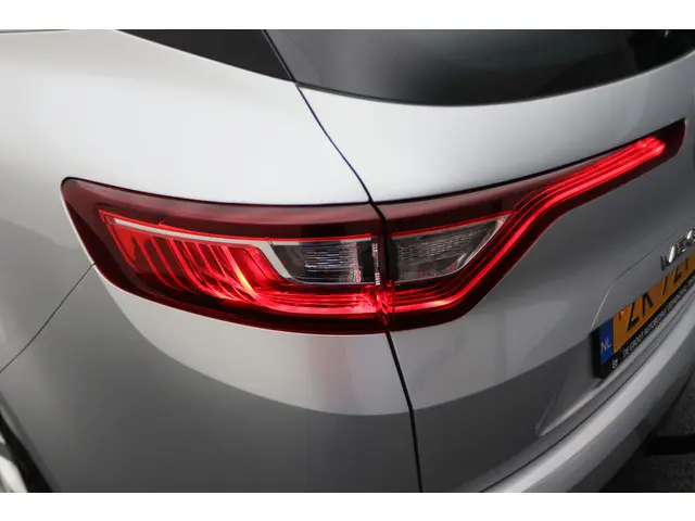 Renault Mégane Estate 1.3 TCe Limited 2019 Benzine 26